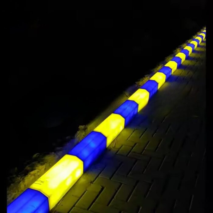 LED Light Plastic Curb Stone - Image 4