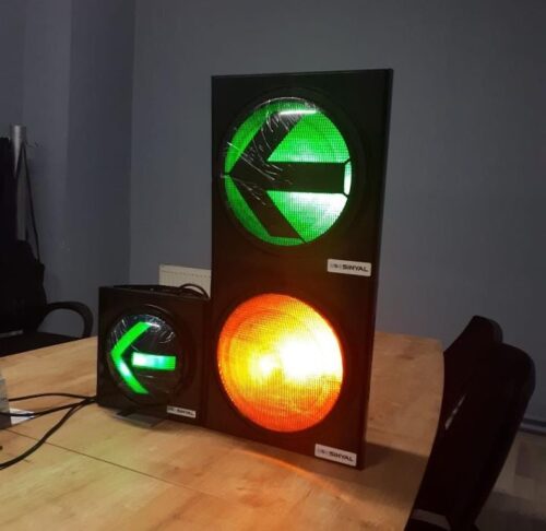 Traffic signal lights