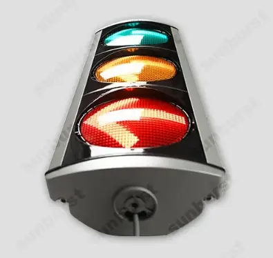 3×200 Aluminum Arrow Traffic Light