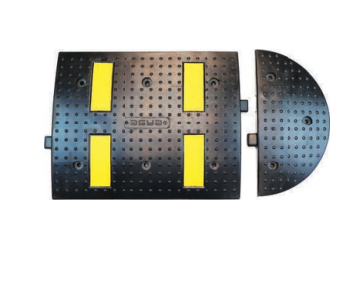 RUBBER SPEED BUMP 50 x 40 x 4.5 cm