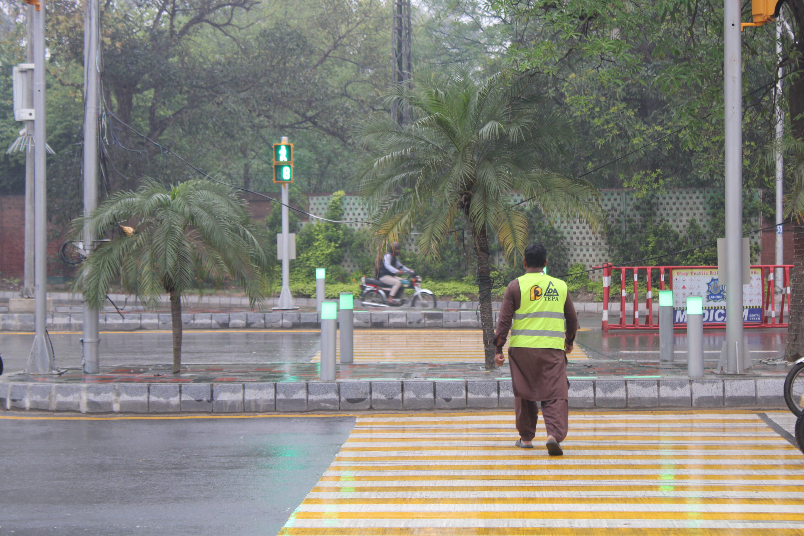 Pedestrian Traffic Lights & Crossing Systems